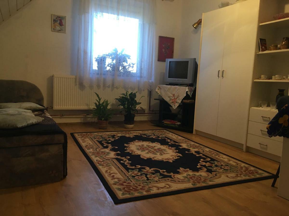 Lady Margit'S Room Szombathely Exterior foto